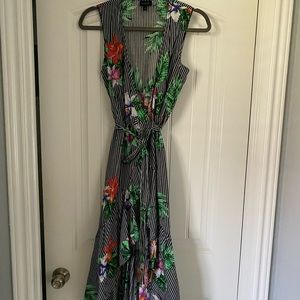Who What Wear Crossover Dress - Flower & Stripe Pattern - Size Small